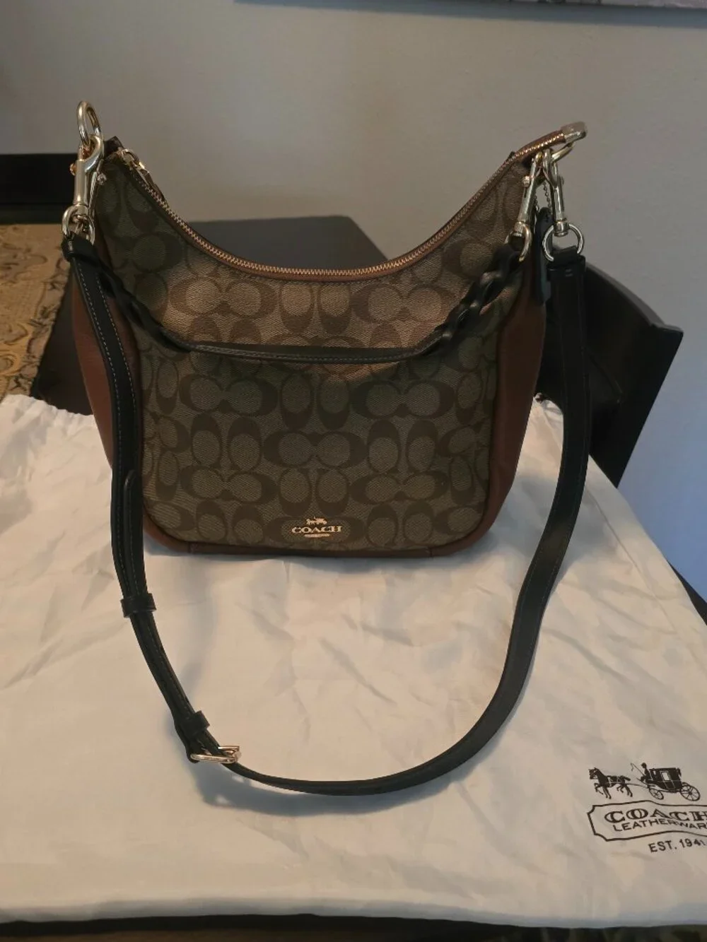 Coach leather signature shoulder bag